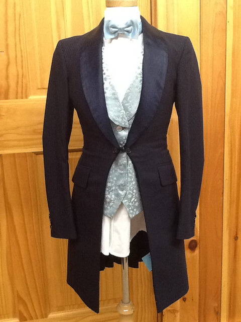 C 28 SS 13 NW 13.5 NK 30 SW 21 W 23+2 IS 30+1 Formal Tuxedo