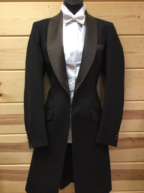 C 35 SS 15 NW 16 NK 36 SW 23 W 30 IS 32.5+2 Formal Tuxedo