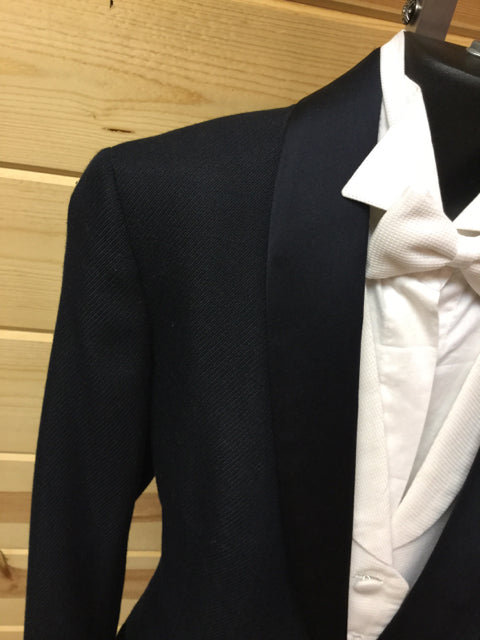 C 30 SS 13 NW 14.5 NK 33 SW 22.5 W 25 IS 35 Formal Tuxedo