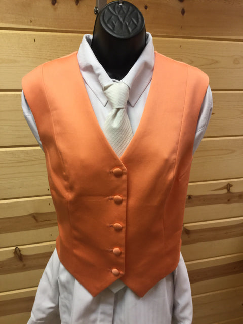 C 38 W 34 NW 18.5 Vest