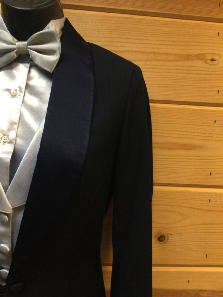 C 36 SS 15 NW 16 NK 38.5 SW 25 W 32 IS 37 Formal Tuxedo