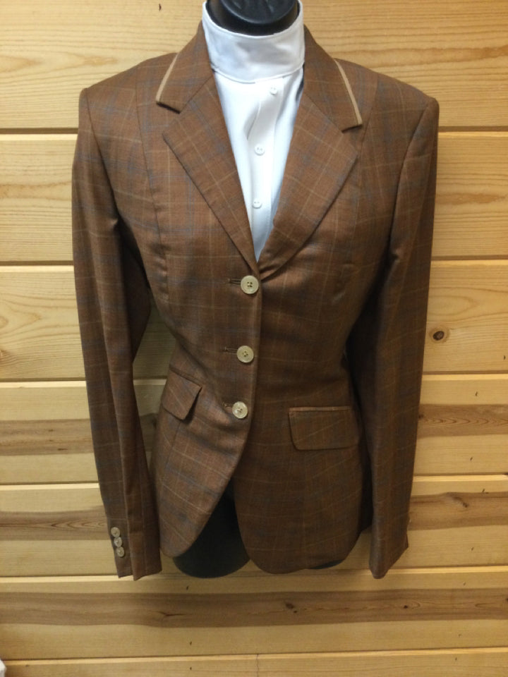 C 38 SS 15 CL 26.5 SW 25.5 W 33 Hunt Jacket
