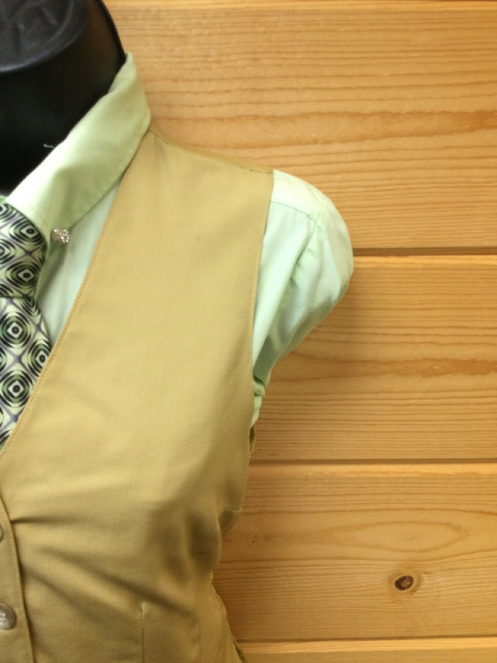C 33 W 30.5 NW 17.5 Vest