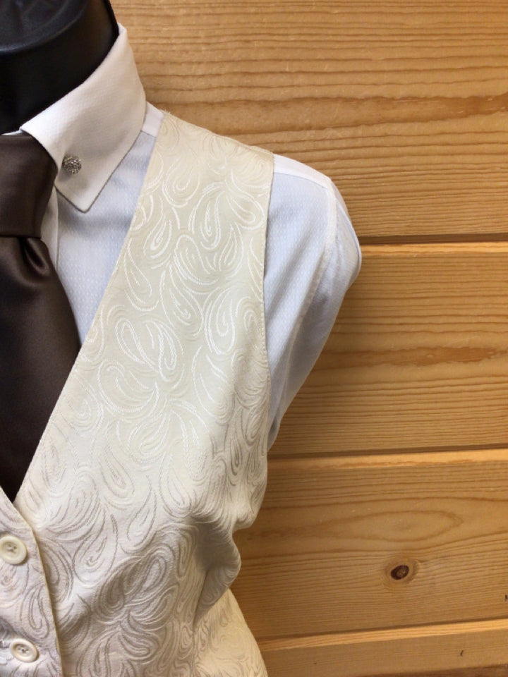 C 37 W 32 NW 19.5 Vest