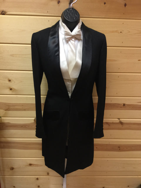 C 37 SS 14.5 NW 16 NK 35.5 SW 24 W 29 IS 33+3 Formal Tuxedo