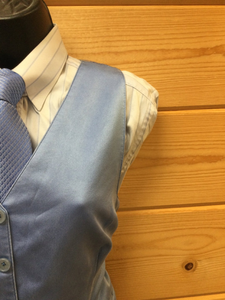 C 40 W 34 NW 18.5 Vest