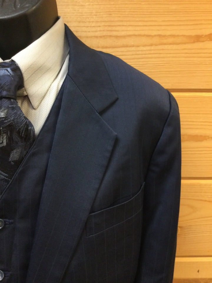 C 50 SS 19 NW 19 NK 38.5 SW 25.5 IS 34+2 Men's Suit