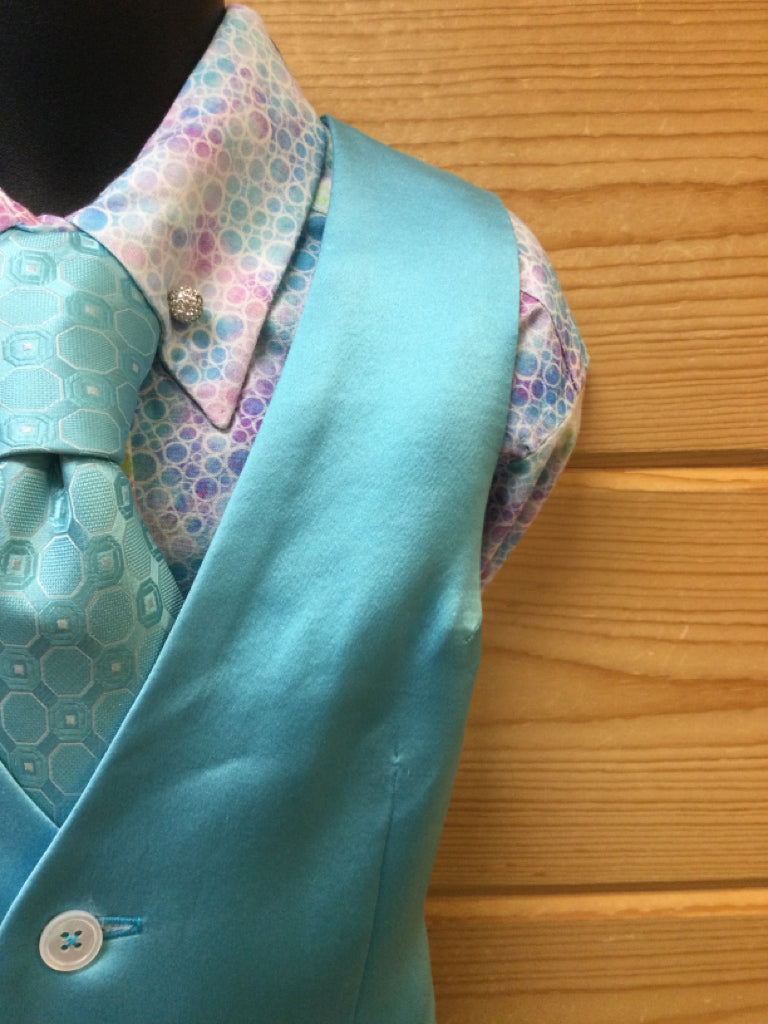 C 32 W 28 NW 21.5 Vest