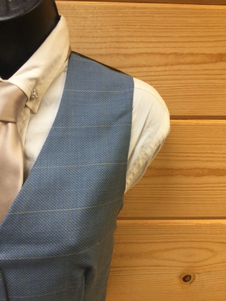 C 34 W 31 NW 16.5 Vest