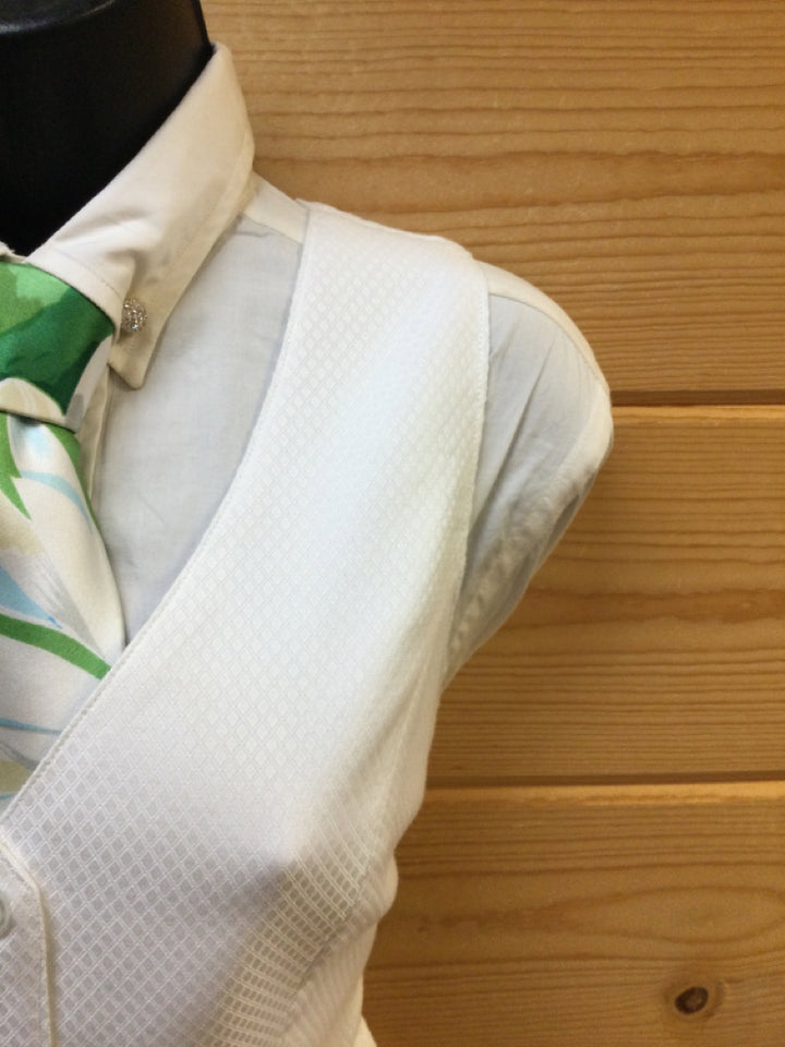 C 38 W 32.5 NW 19 Vest