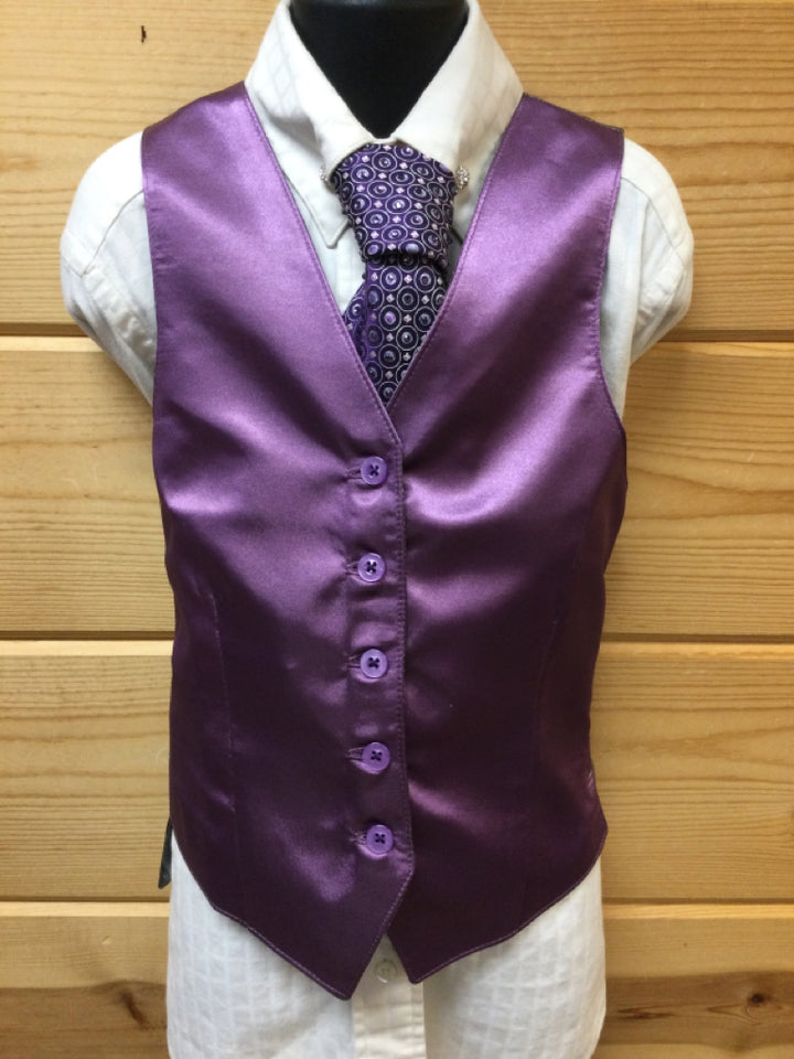 C 26 W 24 NW 16.5 Vest