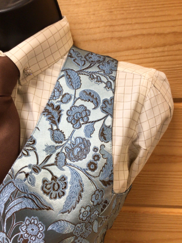 C 34 W 30 NW 19 Vest