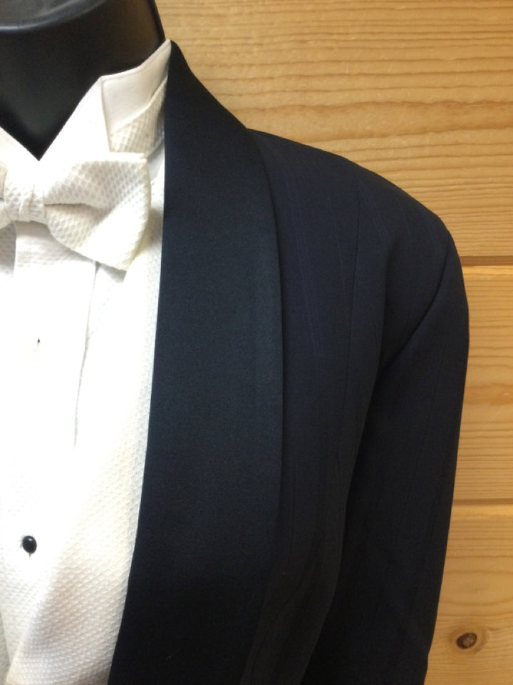 C 42 SS 17.5 NW 18 NK 40 SW 24.5 W 33.5 IS 33 Formal Tuxedo