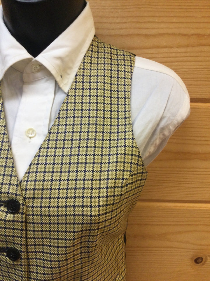C 33 W 29 NW 17.5 Vest
