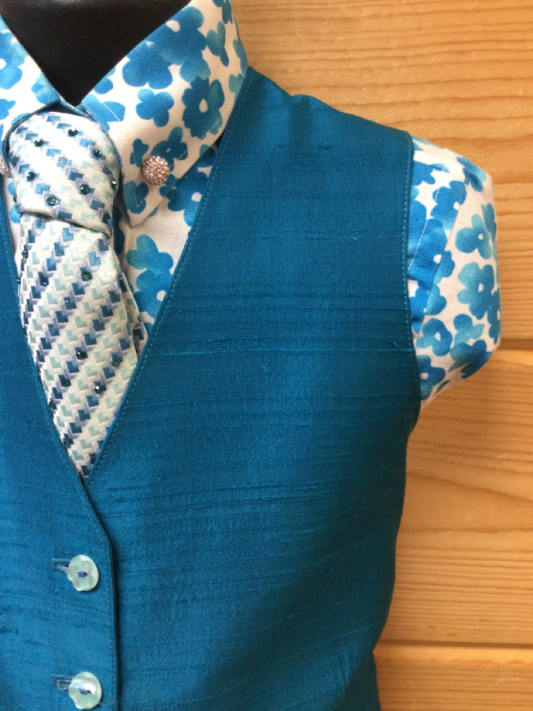C 27 W 26 NW 17 Vest