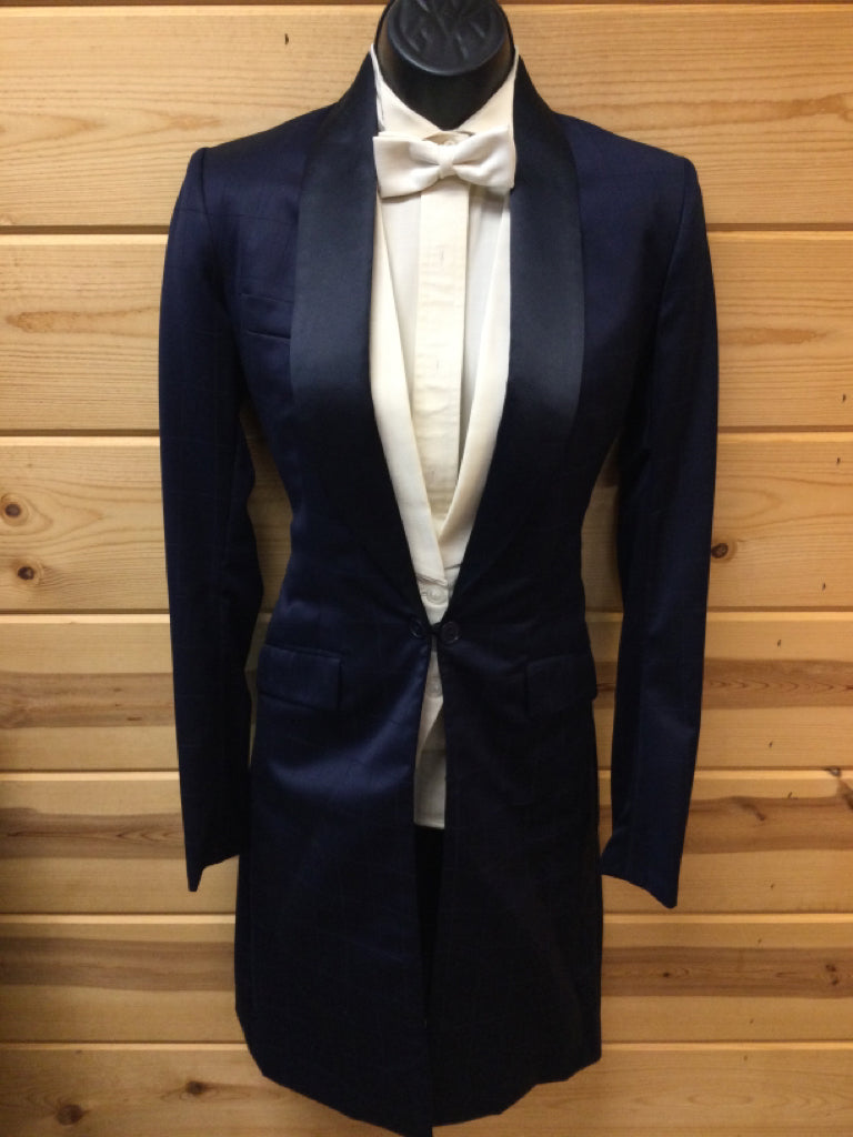 C 33 SS 14 NW 15.5 NK 36 SW 24.5 W 25+3.5 IS 33 Formal Tuxedo