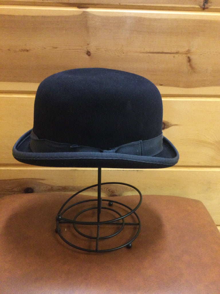Size 7 Derby