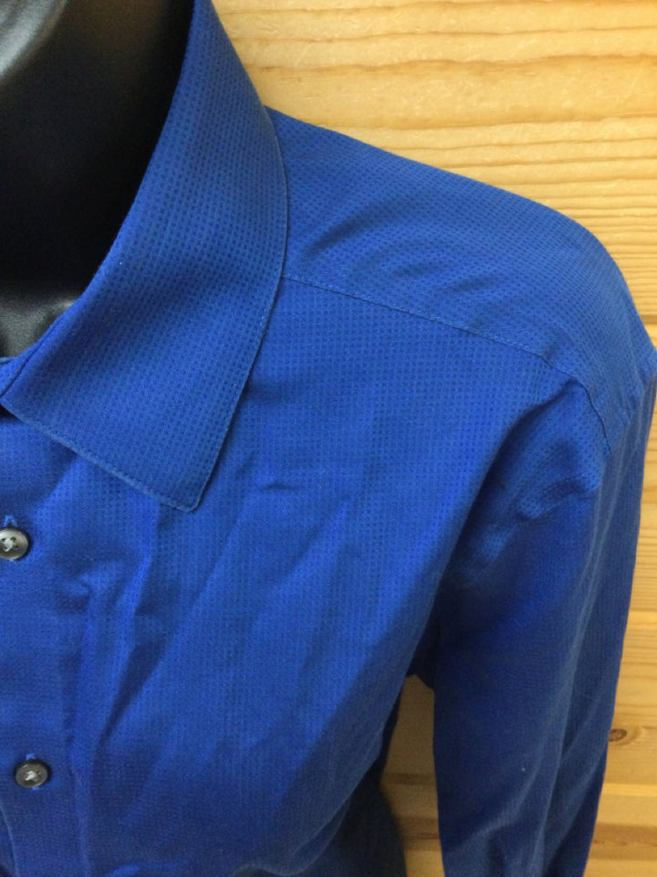 N 15 C 40 SW 24.5 Shirt - Long Sleeve