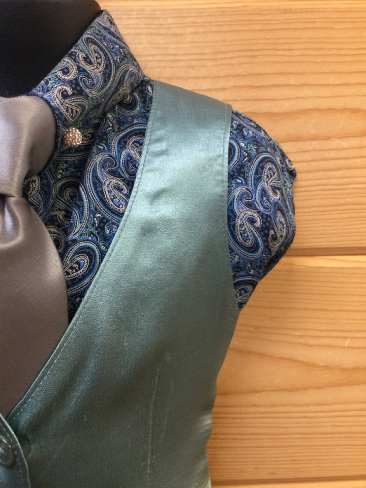 C 28 W 25 NW 16 Vest