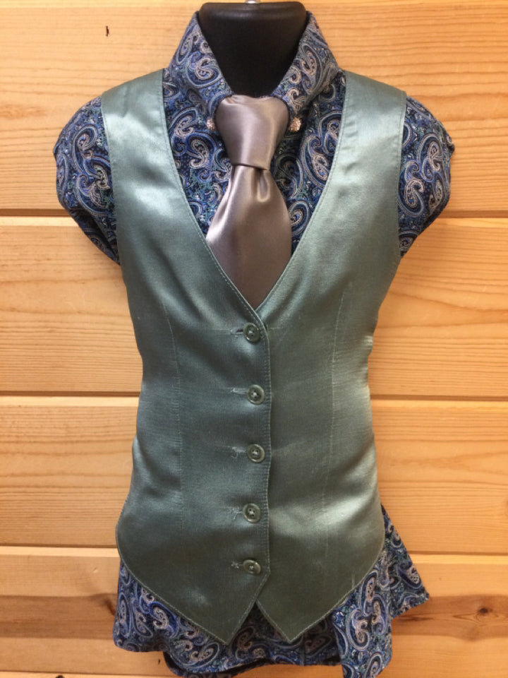 C 28 W 25 NW 16 Vest