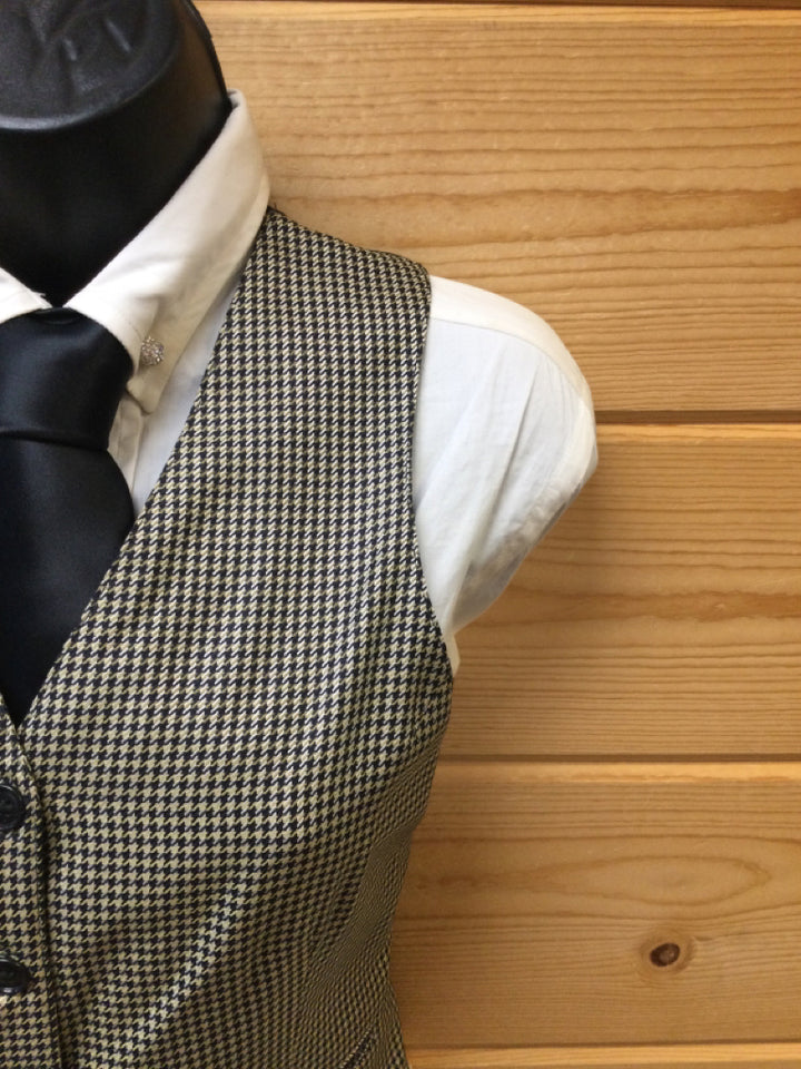C 37.5 W 33 NW 18 Vest