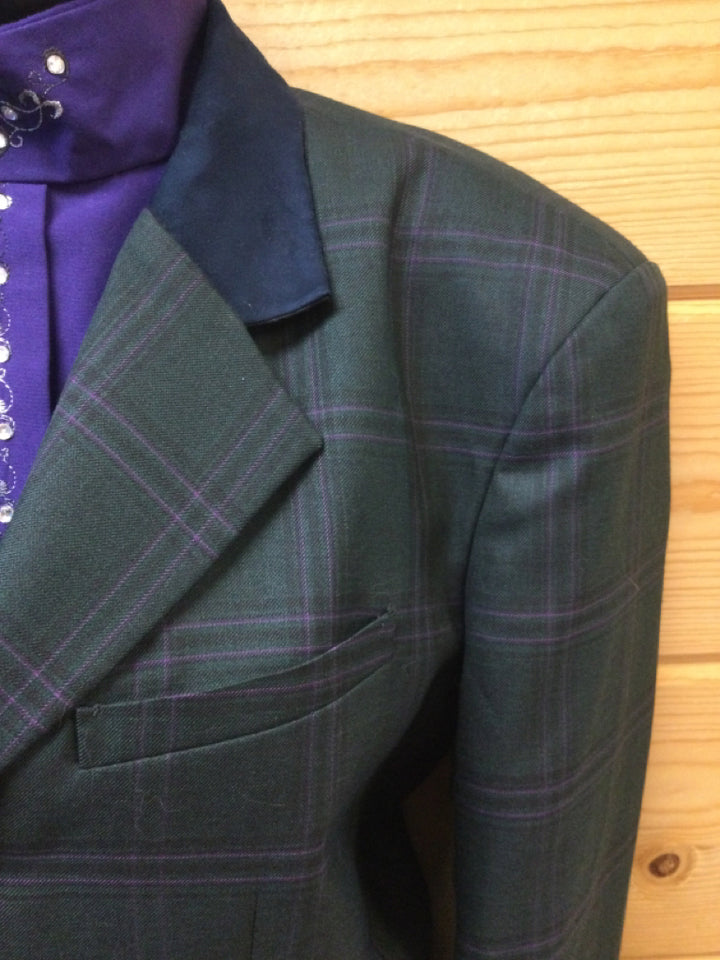C 40 SS 17.5 CL 20.5 SW 23 W 35.5 Hunt Jacket