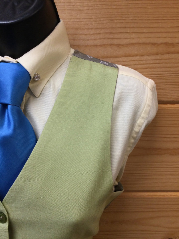 C 34 W 29.5 NW 15.5 Vest