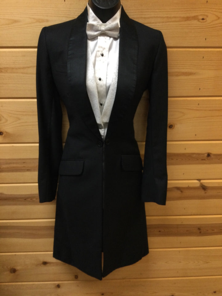 C 33 SS 13.5 NW 16 NK 37 SW 24 W 26 IS 33.5 Formal Tuxedo