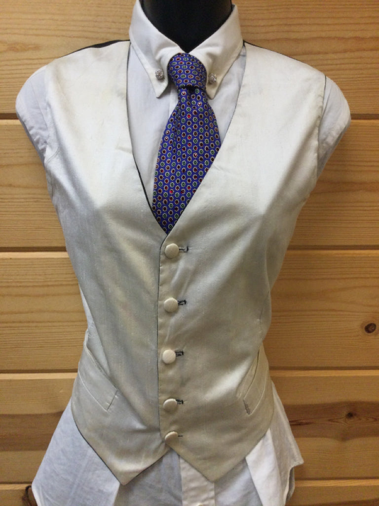 C 37 W 33 NW 18.5 Vest