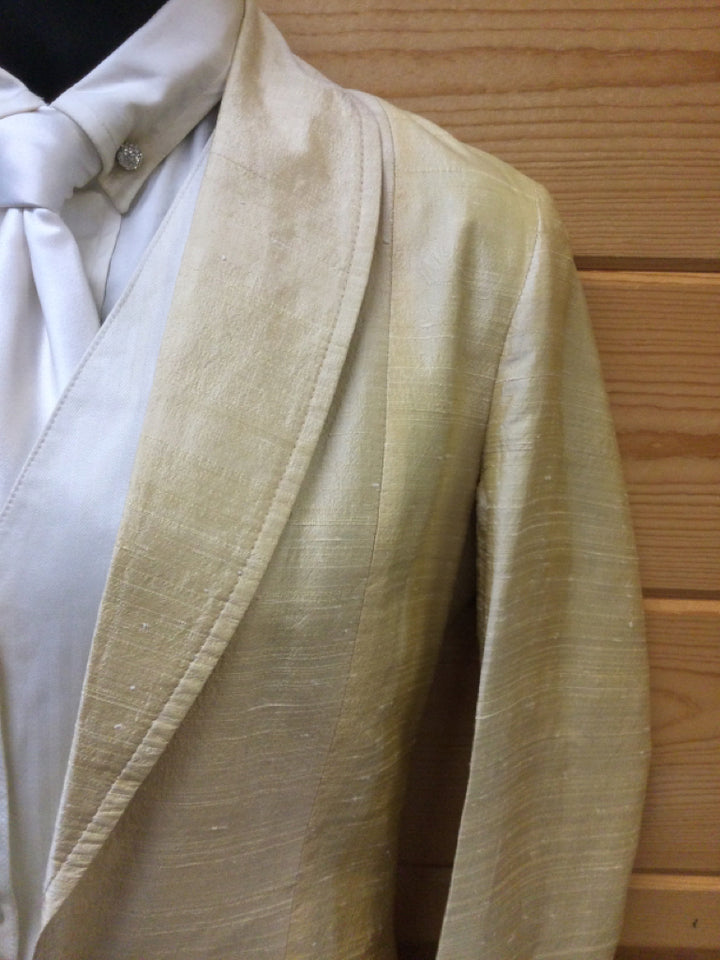 C 37 NW 16.5 SS 14.5 NK 36 SW 22.5 W 32 Day Coat