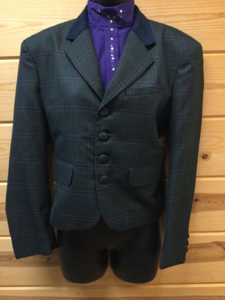 C 40 SS 17.5 CL 20.5 SW 23 W 35.5 Hunt Jacket