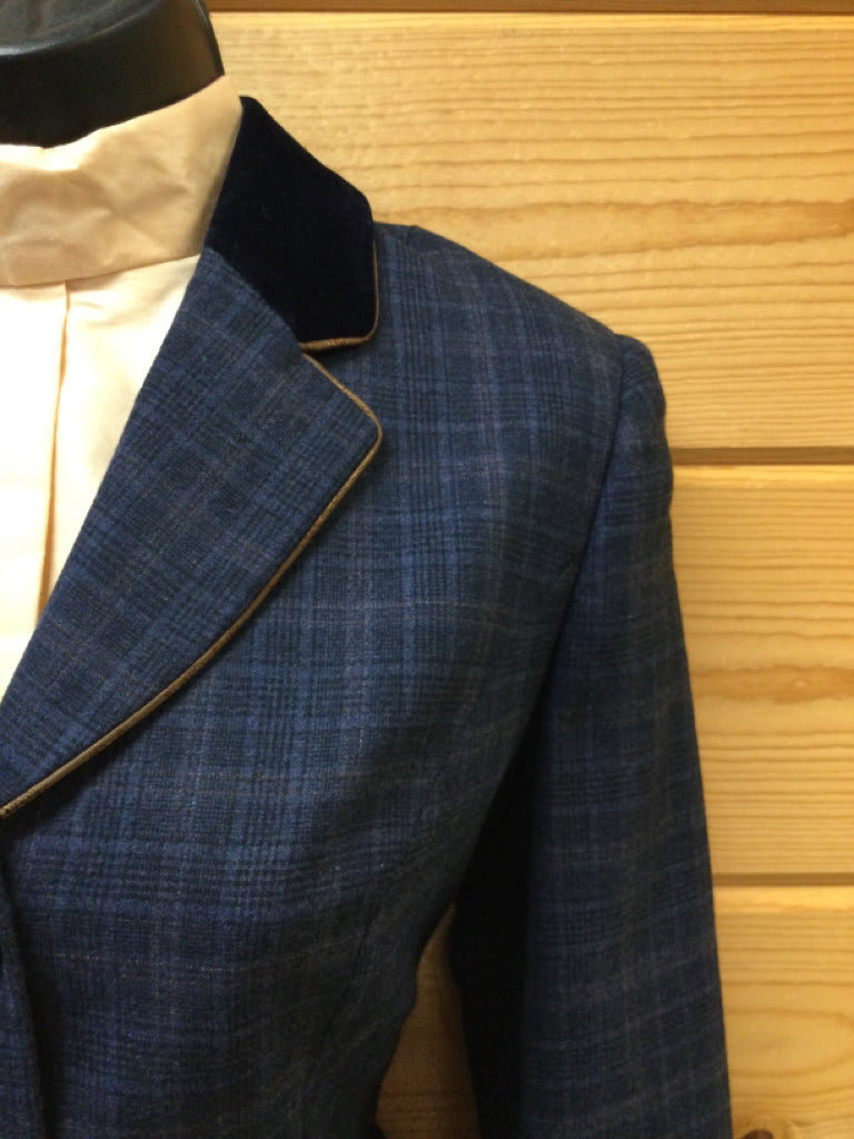 C 33.5 SS 15.5 CL 23.5 SW 24 W 28 Hunt Jacket