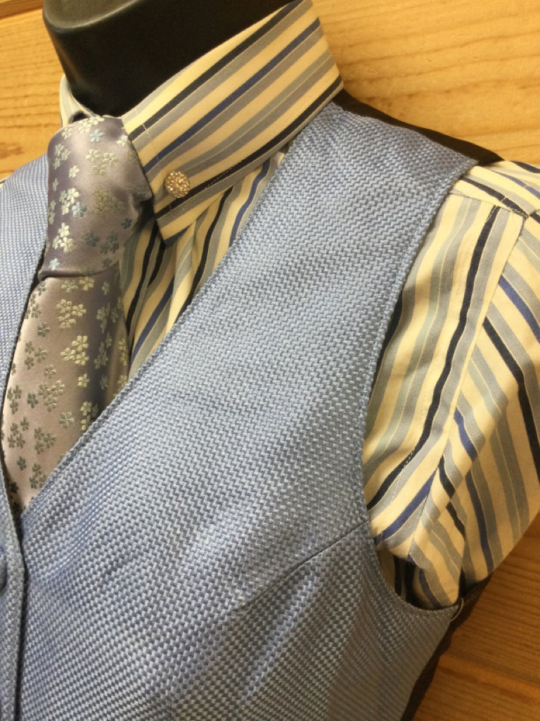 C 33 W 30 NW 17.5 Vest