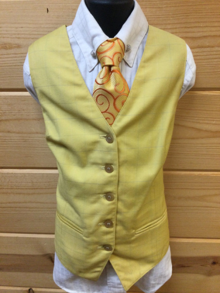C 32 W 28.5 NW 17 Vest
