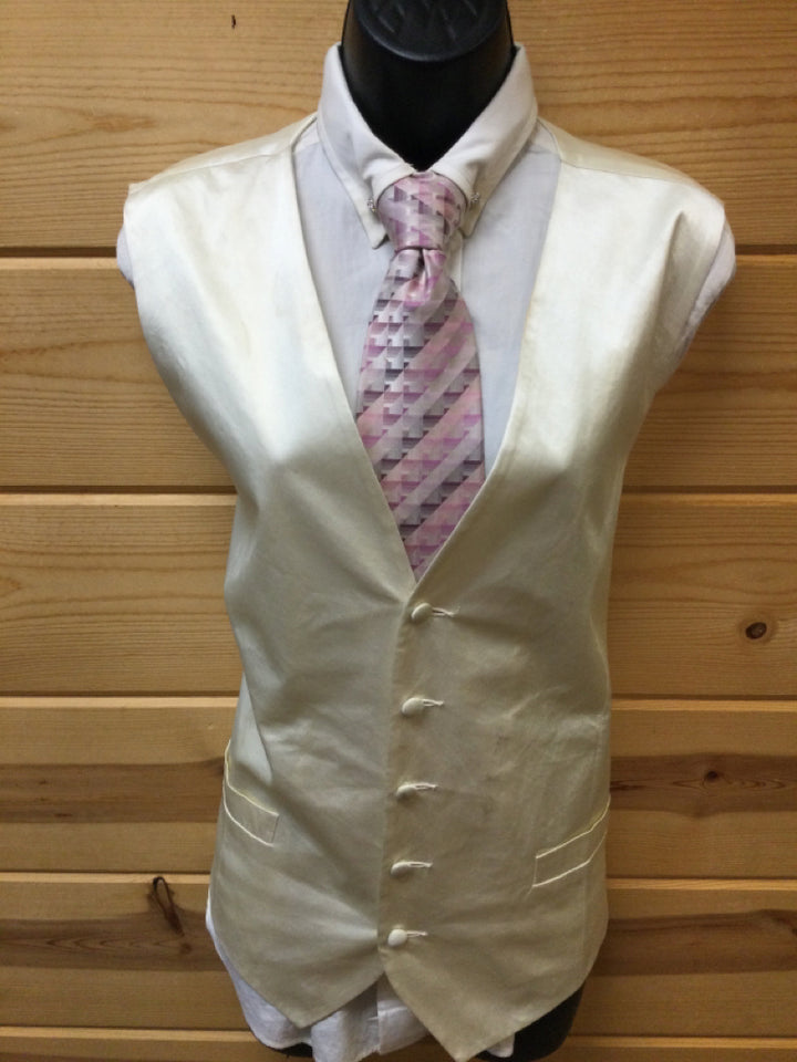 C 51 W 50 NW 23.5 Vest
