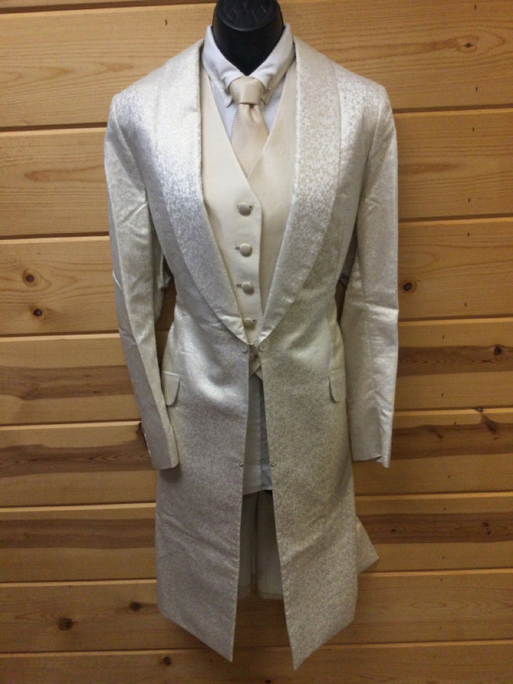 C 41 NW 15 SS 15 NK 37 SW 24 W 38 Day Coat