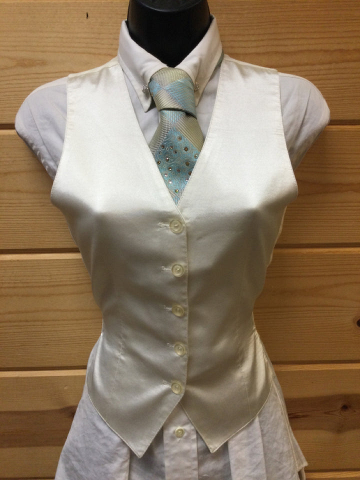 C 32 W 27 NW 18 Vest