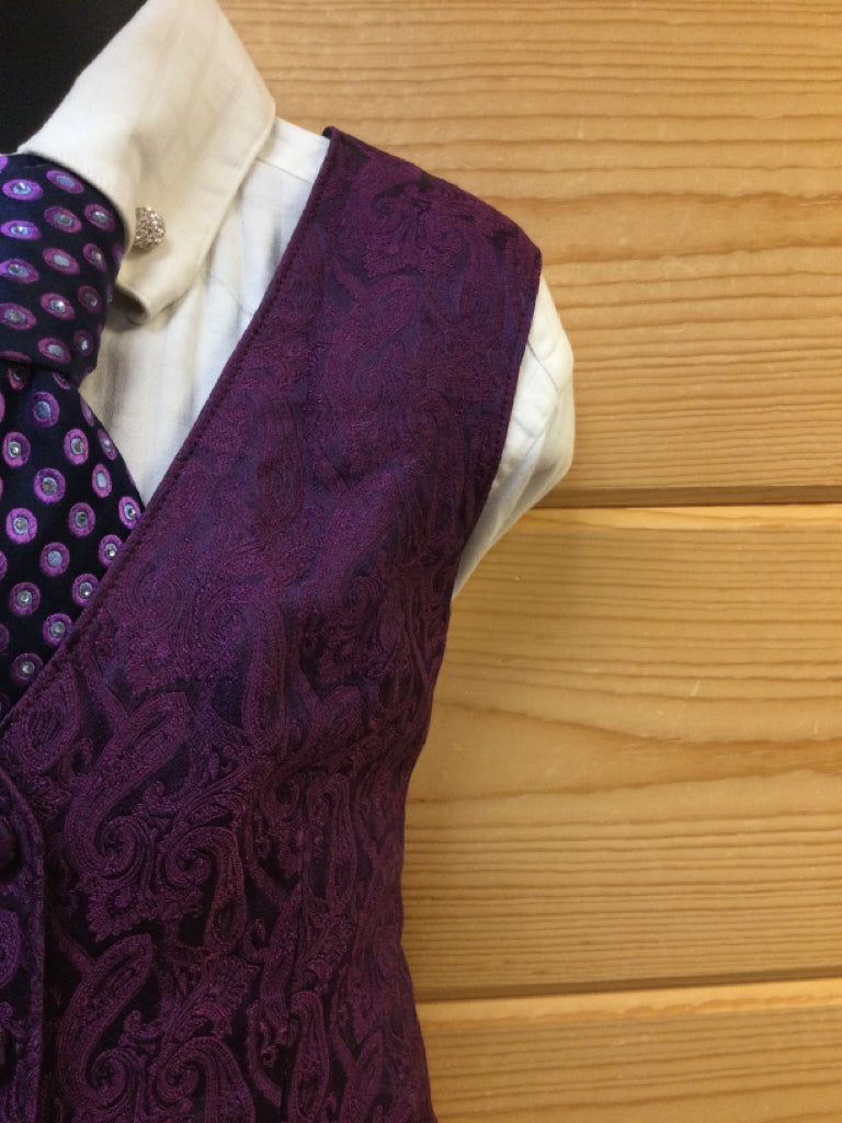 C 34 W 27.5 NW 16 Vest