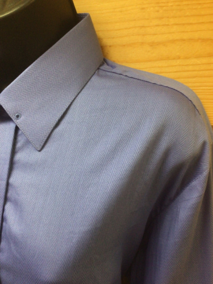 N 15 C 47.5 SW 26.5 Shirt - Long Sleeve