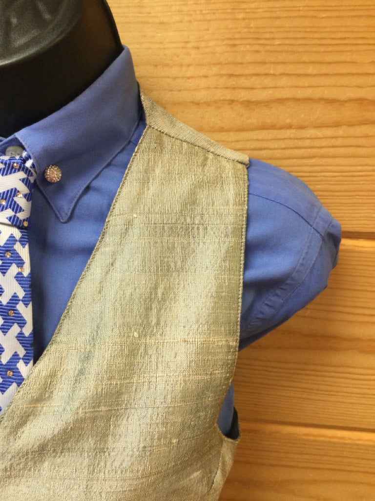 C 36 W 32 NW 17.5 Vest