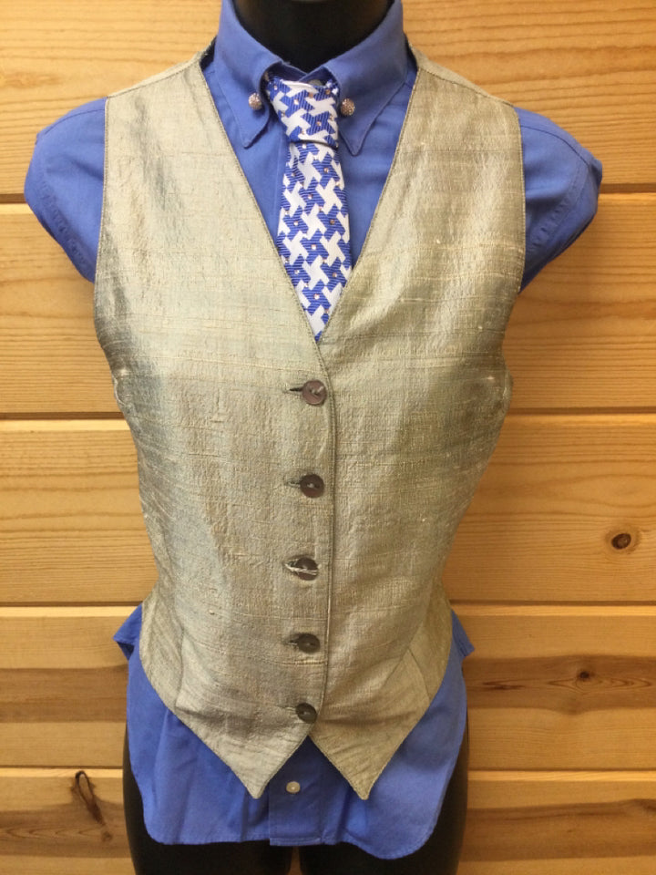 C 36 W 32 NW 17.5 Vest