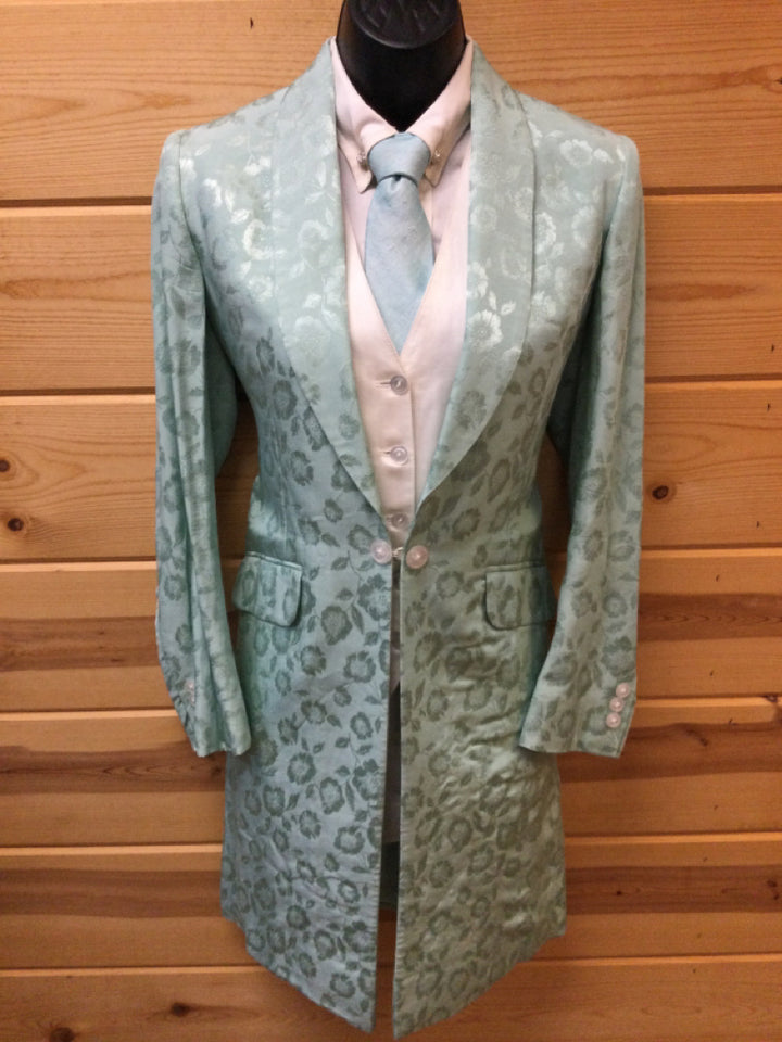 C 37 NW 15 SS 14 NK 34 SW 21.5 W 36 Day Coat