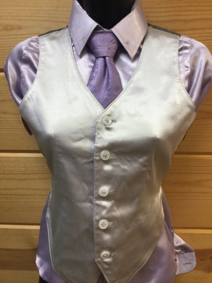 C 33 W 28.5 NW 15.5 Vest