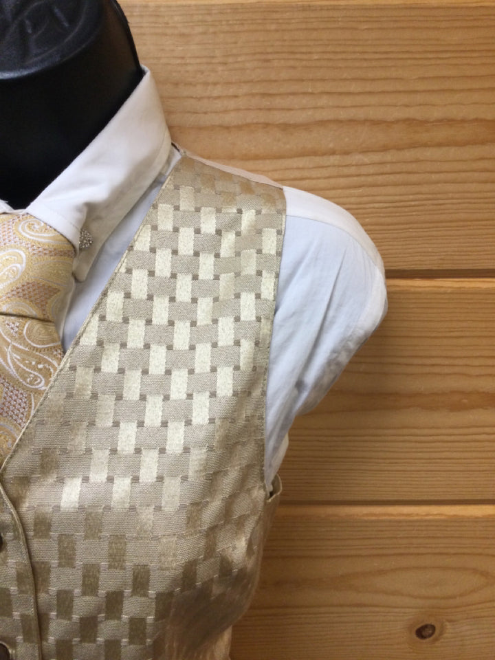 C 37 W 33 NW 18 Vest