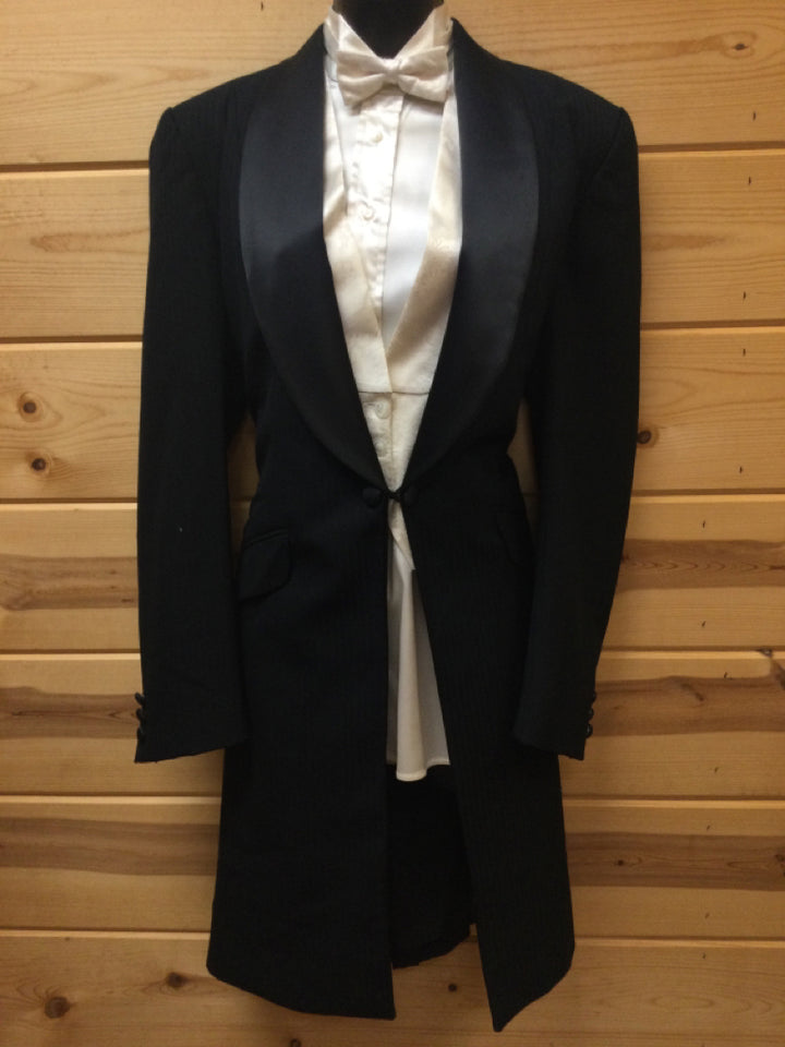 C 40 SS 17 NW 16.5 NK 38 SW 25.5 W 36 IS 33.5 Formal Tuxedo