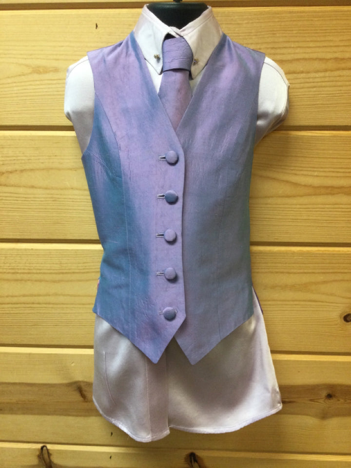 C 26 W 24 NW 16.5 Vest