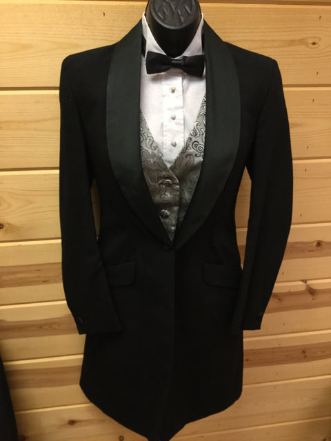 C 33 SS 14 NW 18 NK 35.5 SW 22 W 25+3.5 IS 32+2.5 Formal Tuxedo