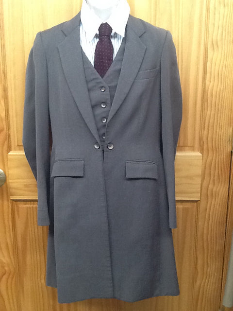 C 37 SS 15.5 NW 16.5 NK 37 SW 26 IS 37+3.5 Men's Suit