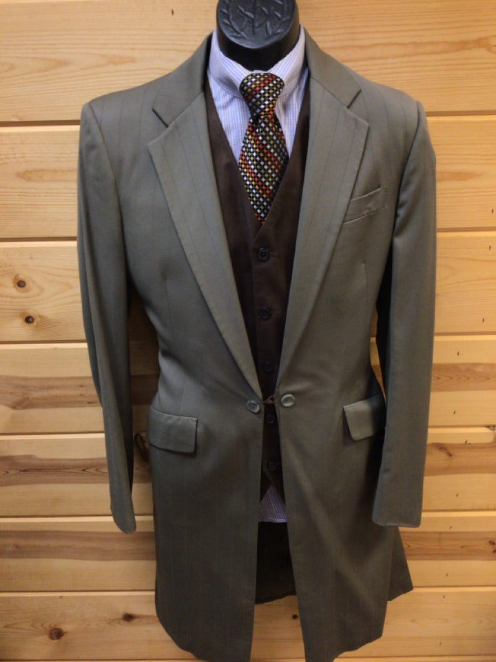 C 40 SS 17.5 NW 17 NK 37 SW 25.5 IS 31+2.5 Men's Suit