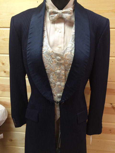 C 30 SS 16 NW 16 NK 36 SW 23.5 W 26+2 IS 33+2.5 Formal Tuxedo